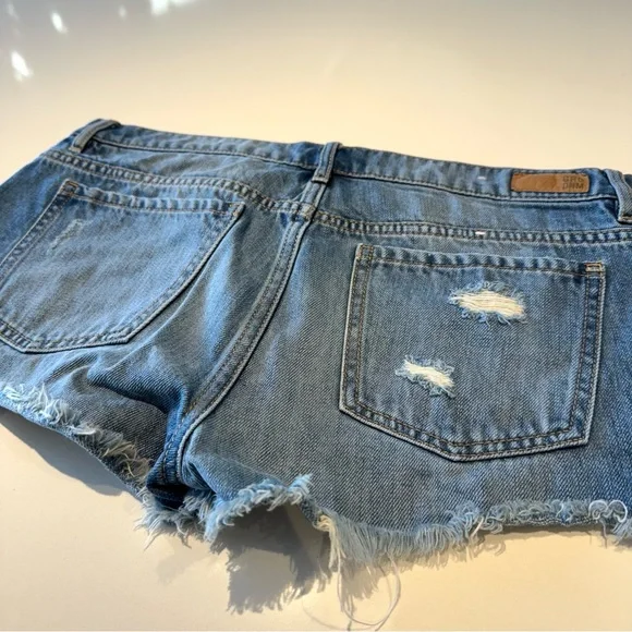๐๏ธ4 for 20$ / Mid-Low Waist Destructed Jean Short / Blue / 7 - Picture 4 of 7